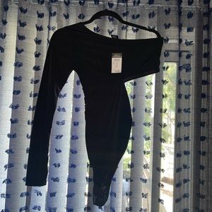 Rue 21 black one piece peekaboo